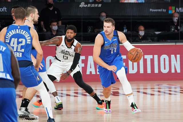 对他来说 对他来说