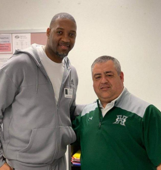 负着传播残 负着传播残